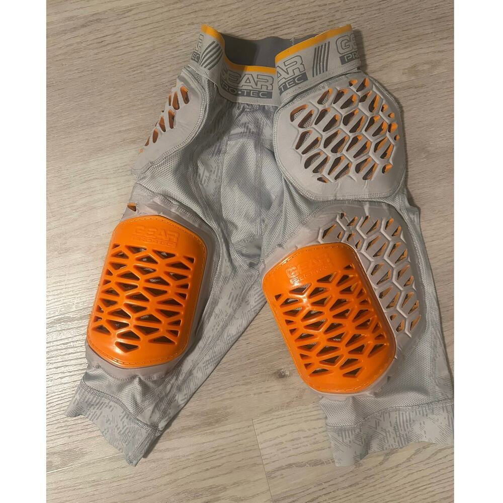 Gear Pro-Tec 5-Pad football compression shorts size Small